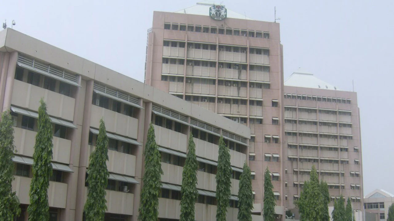 Federal-Secretariat-Central Area